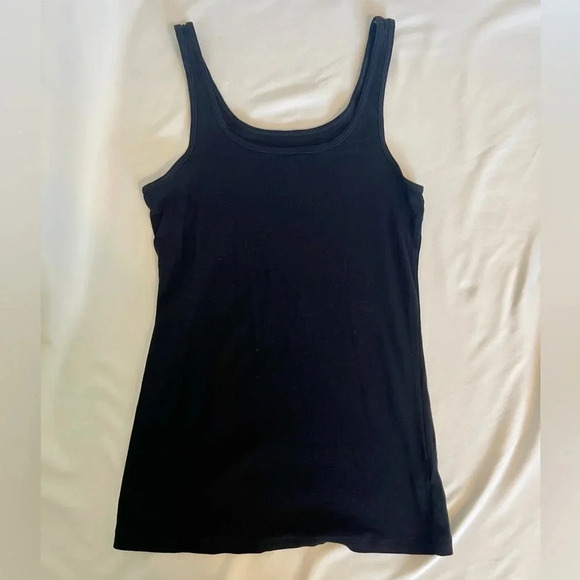 5 Old Navy Tank Tops - Picture 2 of 16